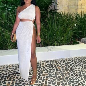 Ivory One-Shoulder Maxi Dress